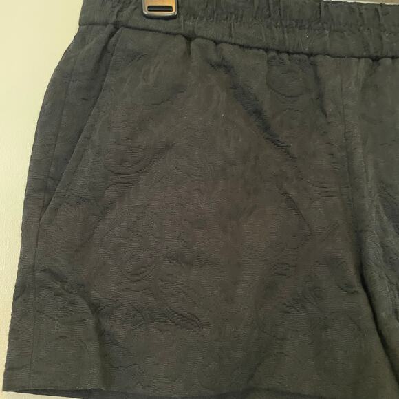 J Crew Size 4 Black Floral Design Shorts - Picture 2 of 6